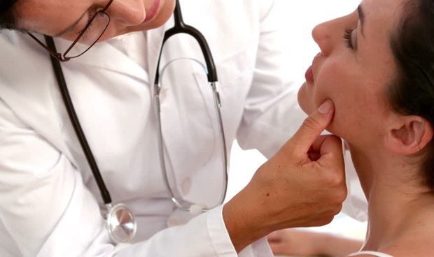 Condiciones comunes que un dermatólogo trata de curar